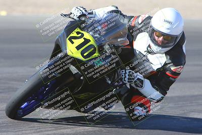 media/Jan-10-2025-CVMA Friday Practice (Fri) [[489e0da257]]/Group 4 and Trackday/Session 2 (Turn 4 Inside)/